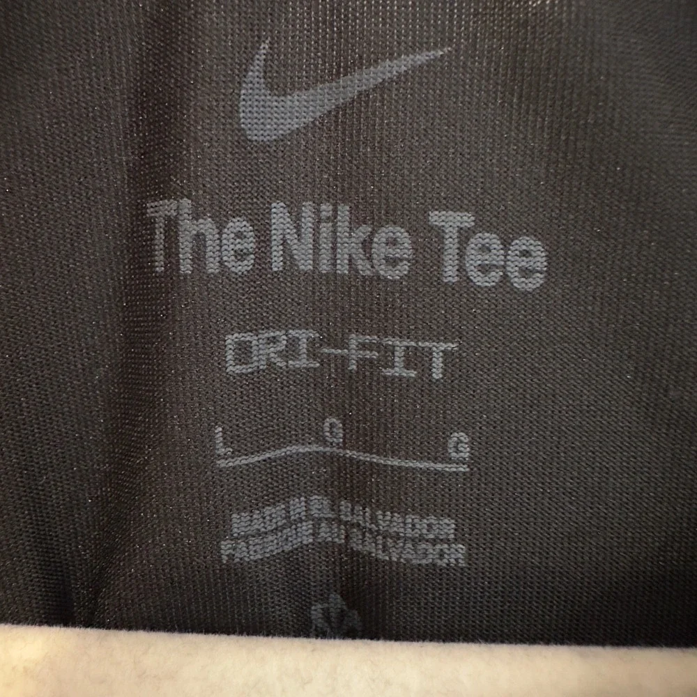 Nike Kids Dri-FIT Short Sleeve T-Shirt Black Swoosh Logo DZ3581-010 Large L
